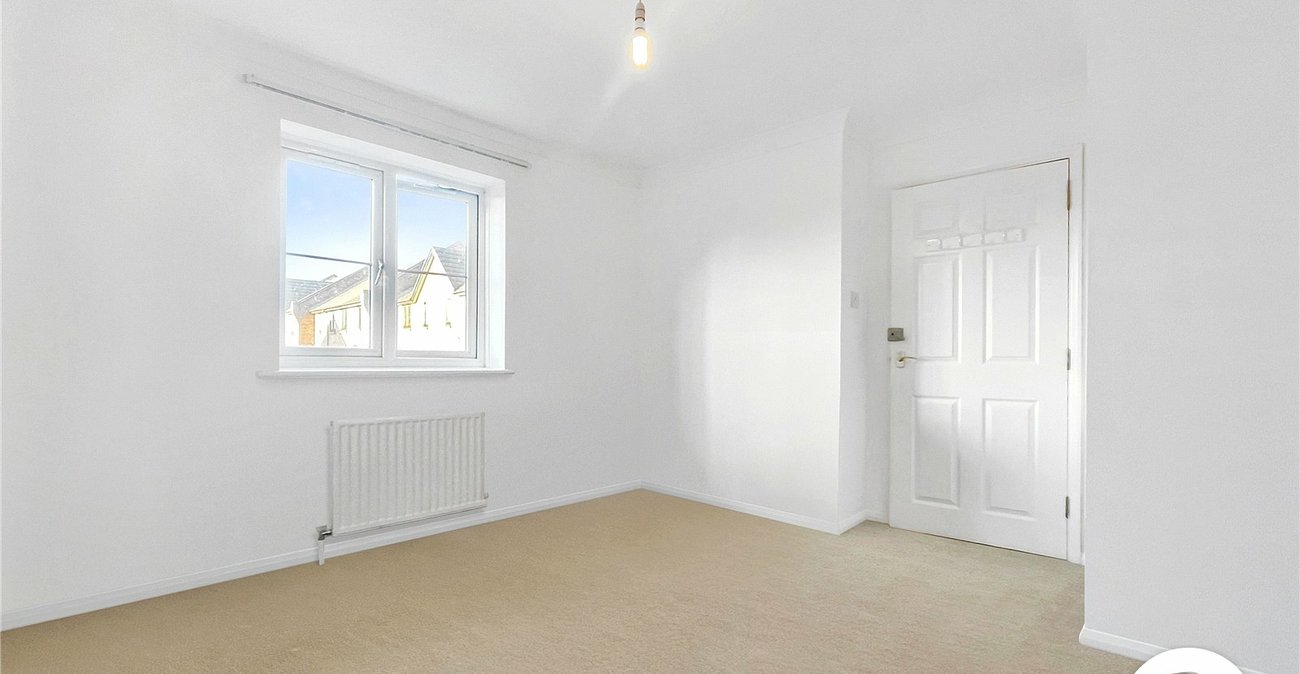 3 bedroom house to rent in Strood | Robinson Michael & Jackson