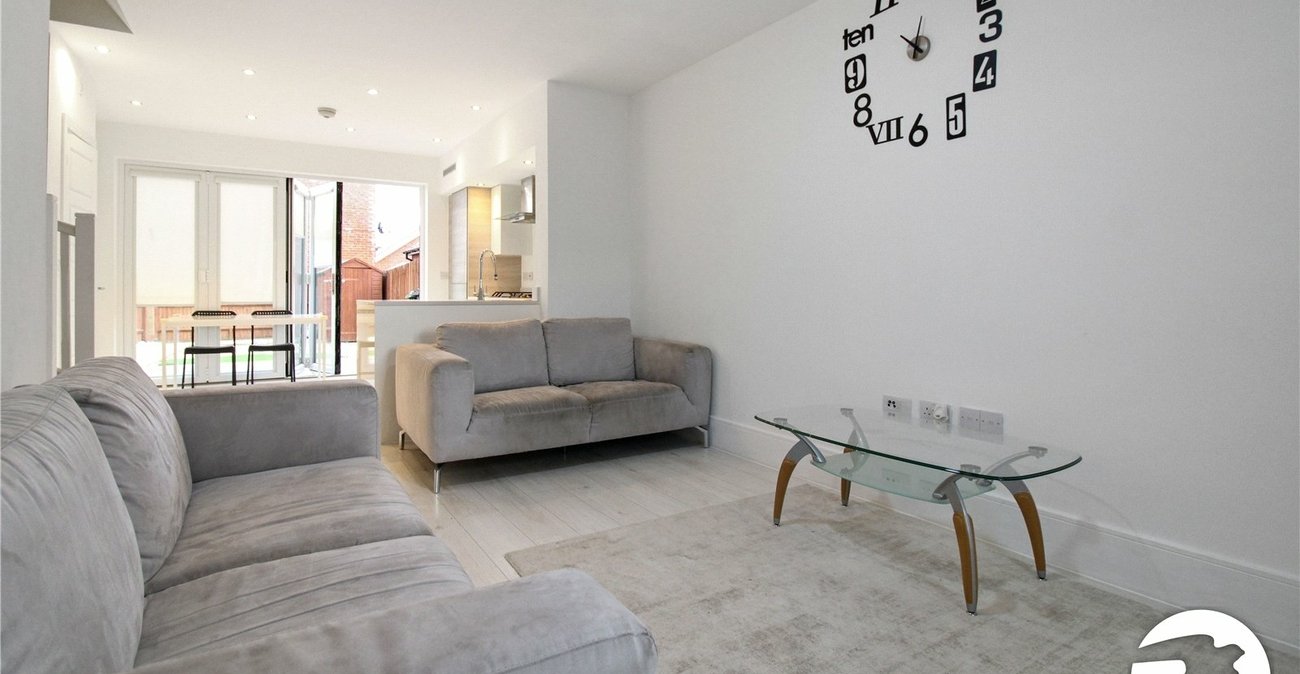 2 bedroom house to rent in Weldon | Robinson Michael & Jackson