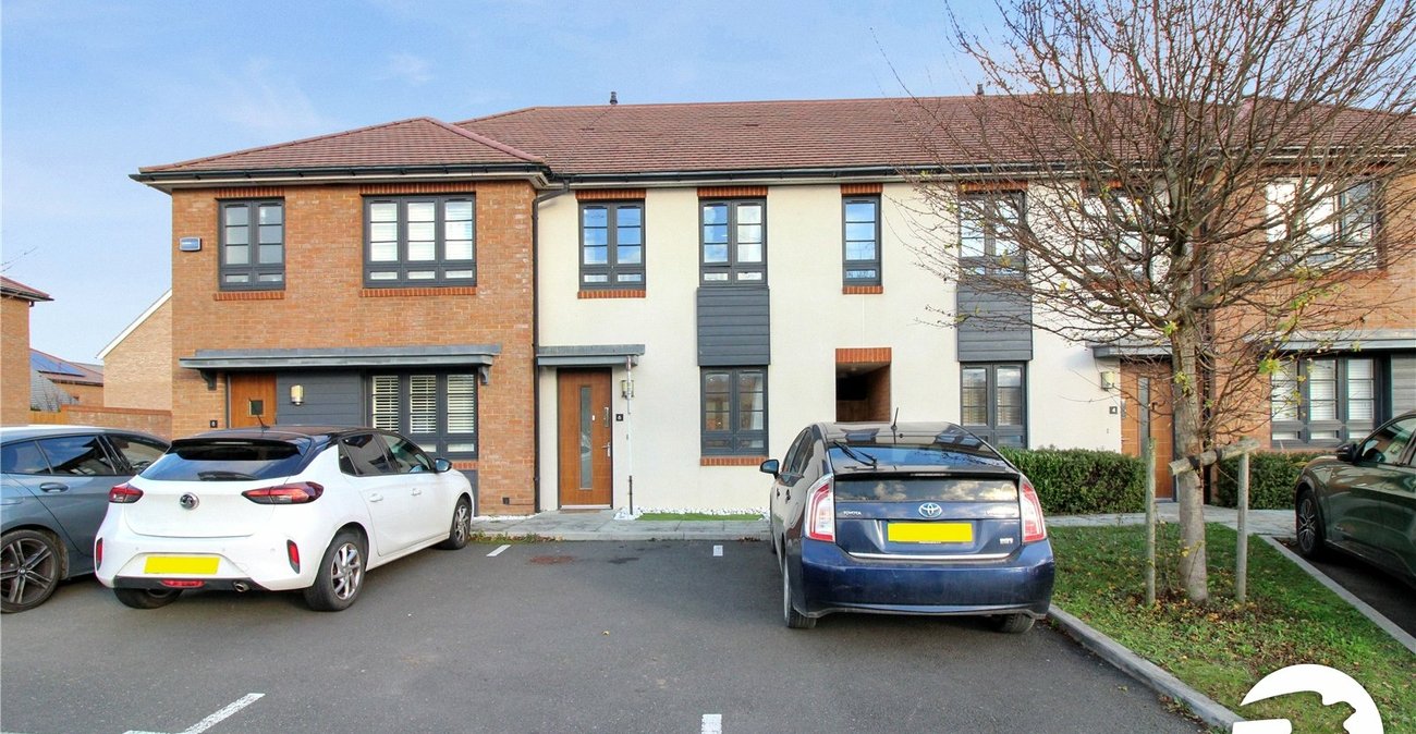 2 bedroom house to rent in Weldon | Robinson Michael & Jackson