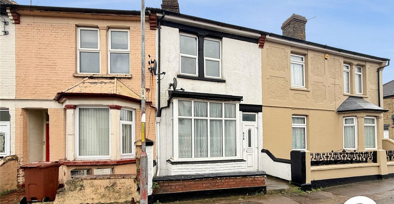 3 bedroom house to rent in Gillingham | Robinson Michael & Jackson