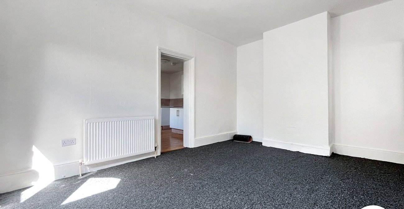 1 bedroom property to rent in Gillingham | Robinson Michael & Jackson