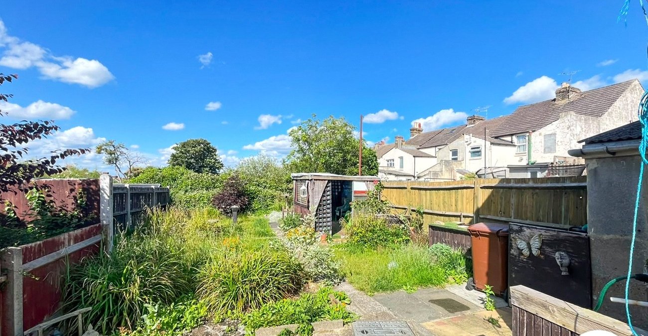 1 bedroom property to rent in Gillingham | Robinson Michael & Jackson