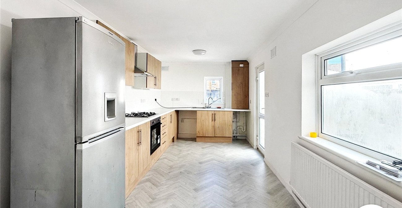 3 bedroom house to rent in Gillingham | Robinson Michael & Jackson