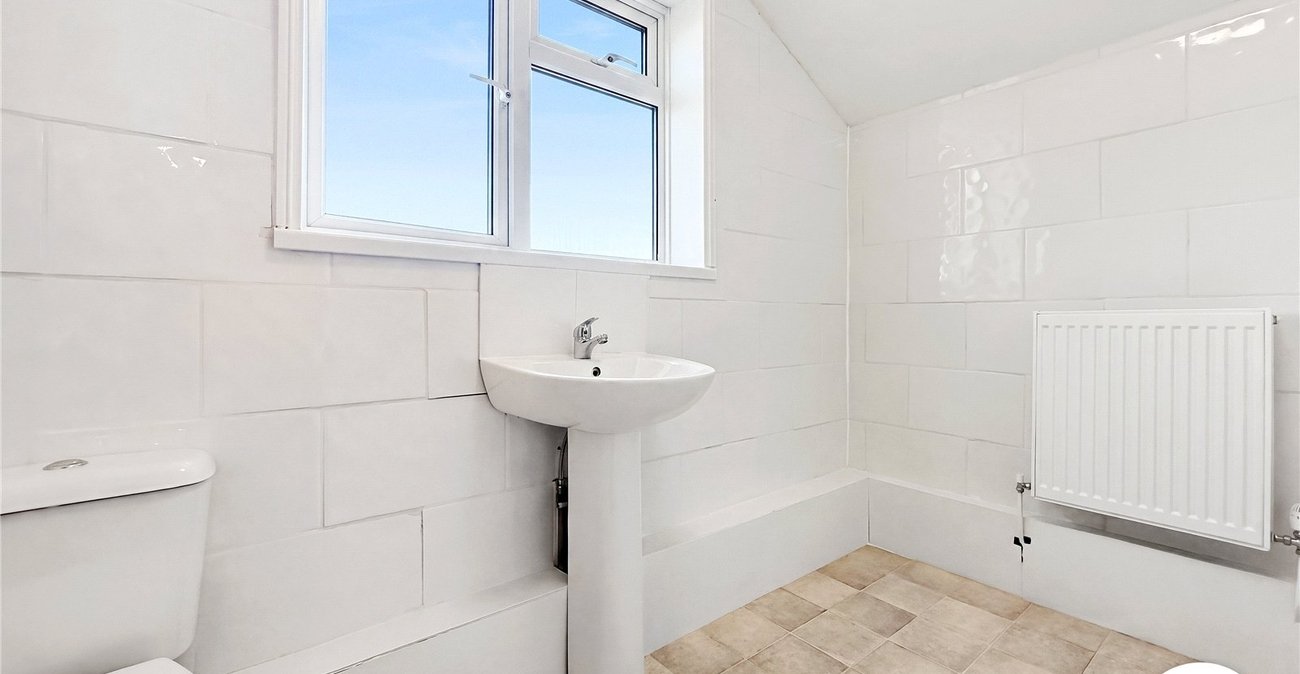 3 bedroom house to rent in Gillingham | Robinson Michael & Jackson