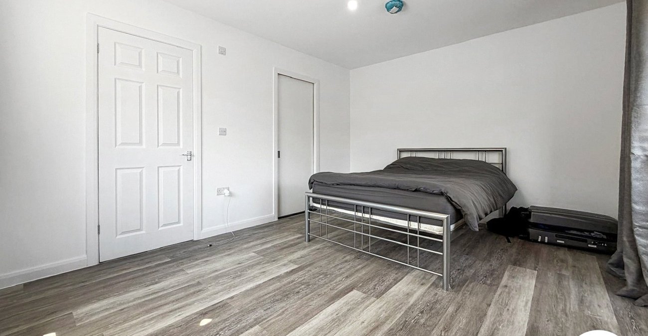 1 bedroom bungalow to rent in Chatham | Robinson Michael & Jackson