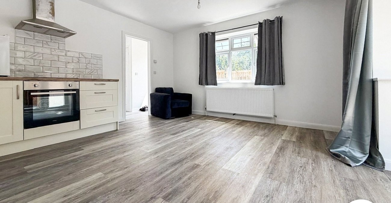 1 bedroom bungalow to rent in Chatham | Robinson Michael & Jackson