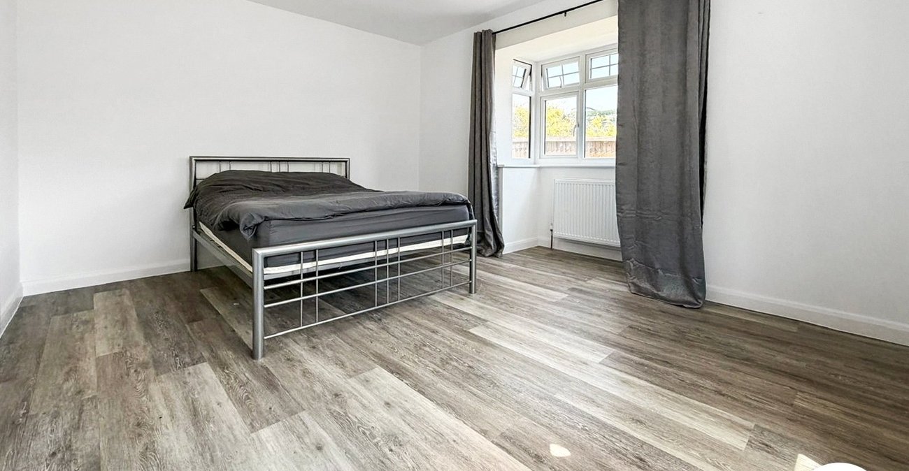 1 bedroom bungalow to rent in Chatham | Robinson Michael & Jackson