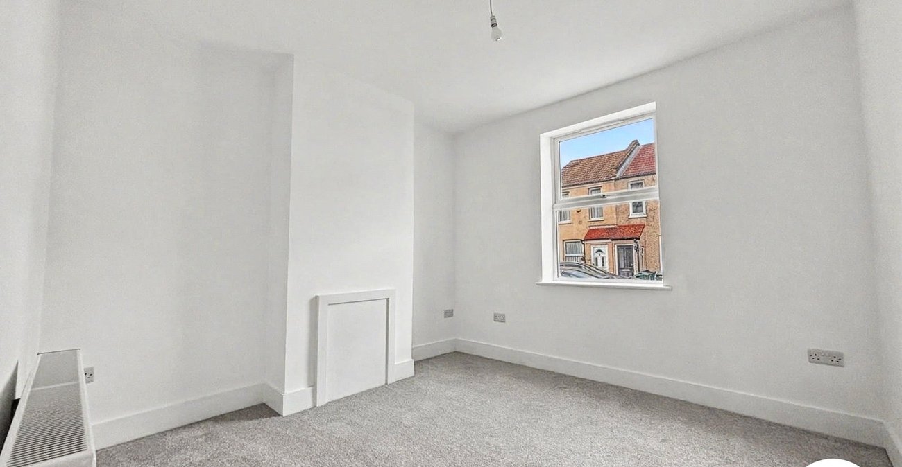 2 bedroom house to rent in Dartford | Robinson Jackson