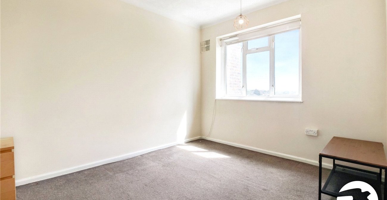 2 bedroom property to rent in London | Robinson Jackson