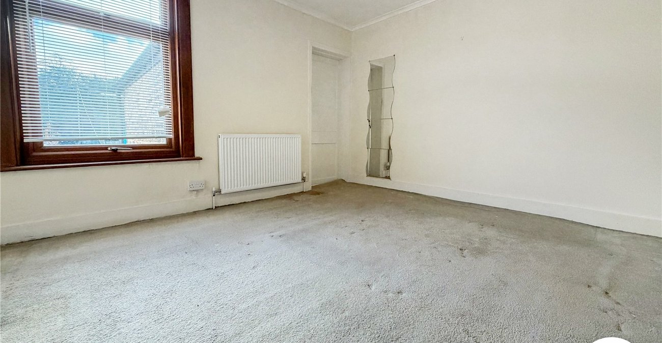 2 bedroom house to rent in Chatham | Robinson Michael & Jackson