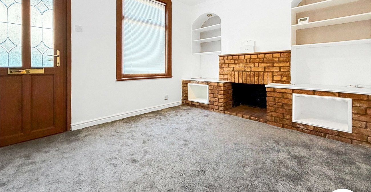 2 bedroom house to rent in Chatham | Robinson Michael & Jackson