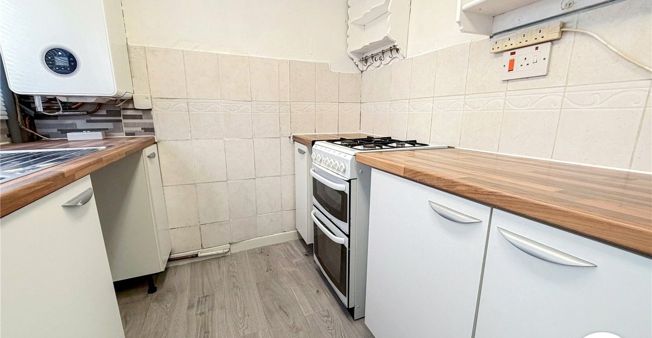 2 bedroom house to rent in Chatham | Robinson Michael & Jackson