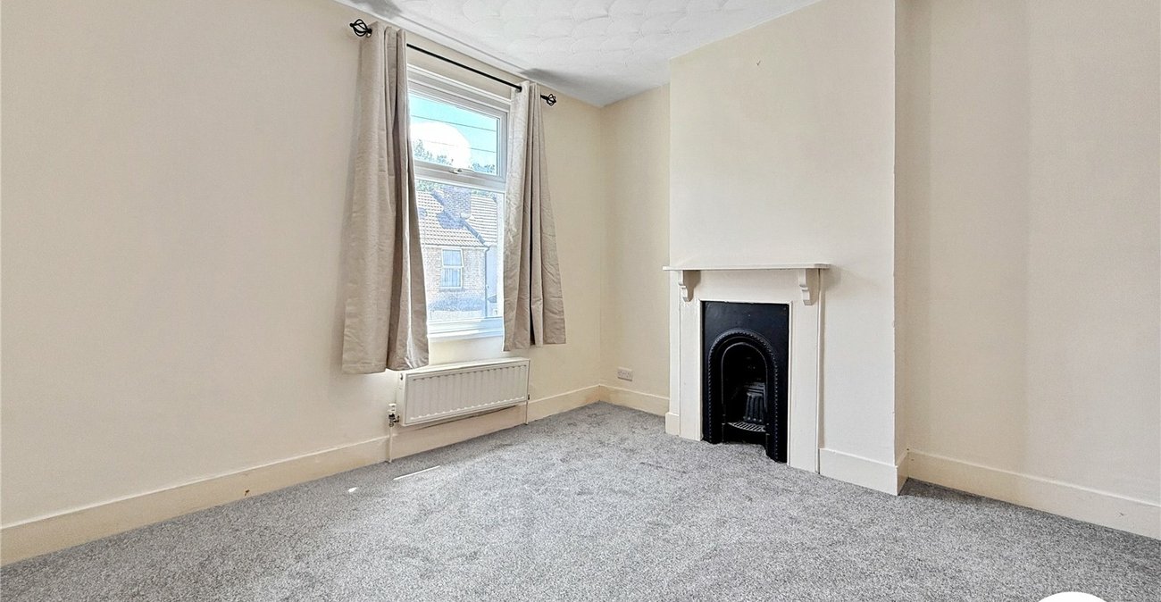 3 bedroom house to rent in Chatham | Robinson Michael & Jackson