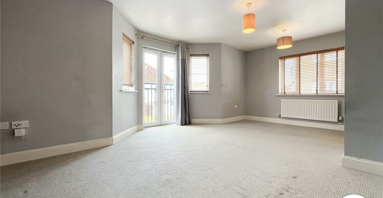 2 bedroom property to rent in Gillingham | Robinson Michael & Jackson