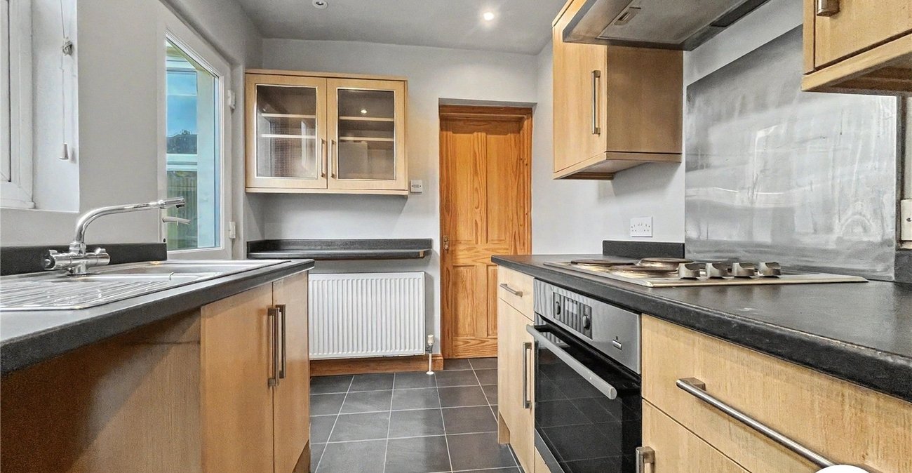 2 bedroom house to rent in Rochester | Robinson Michael & Jackson