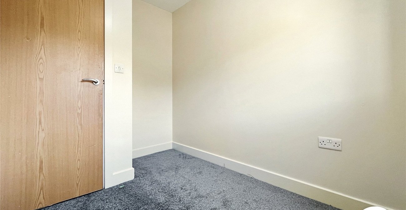 3 bedroom house to rent in Rochester | Robinson Michael & Jackson