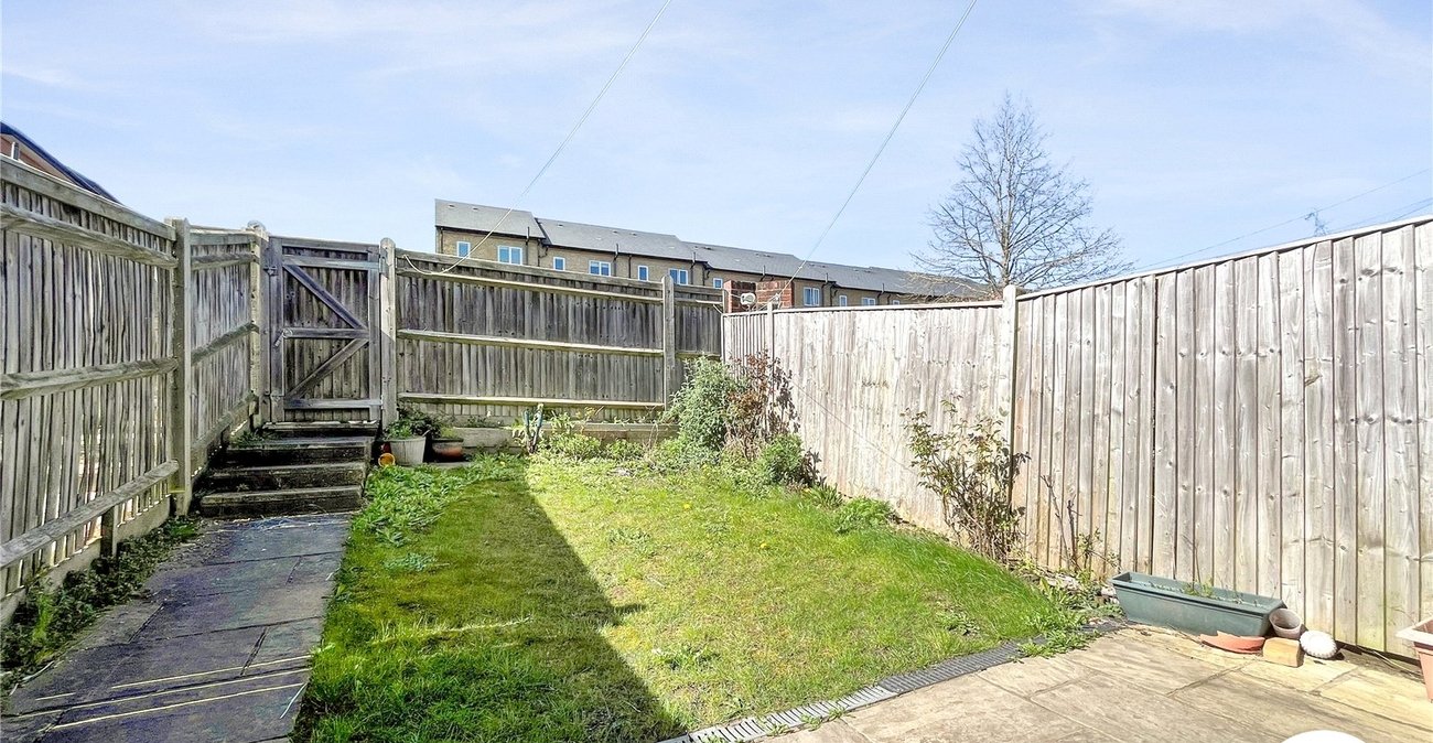 3 bedroom house to rent in Rochester | Robinson Michael & Jackson