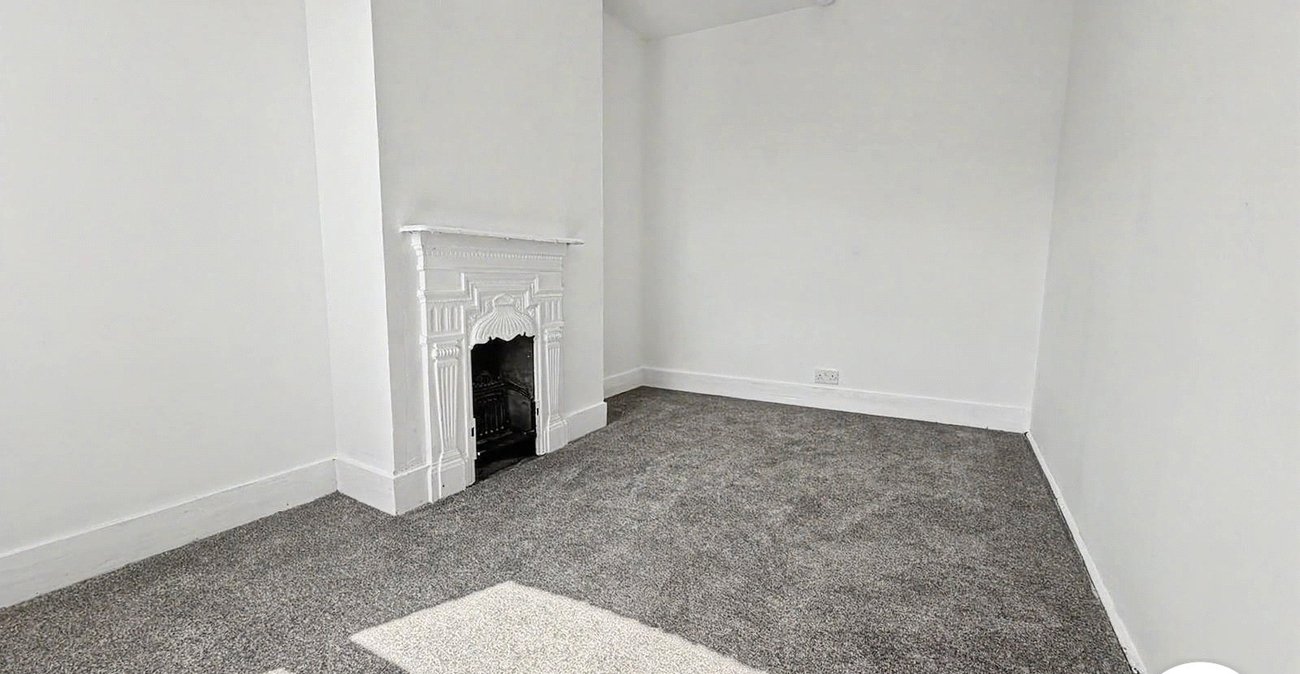 4 bedroom house to rent in Rochester | Robinson Michael & Jackson