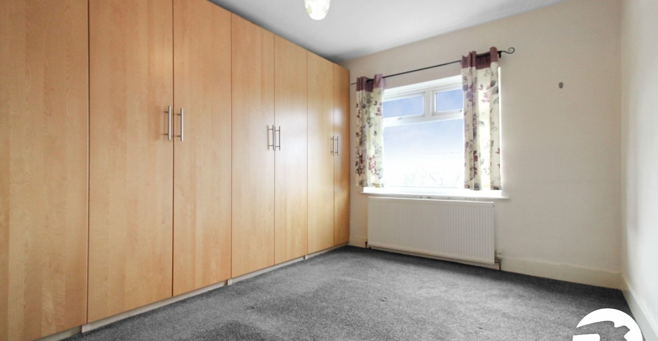 3 bedroom house to rent in Gravesend | Robinson Michael & Jackson