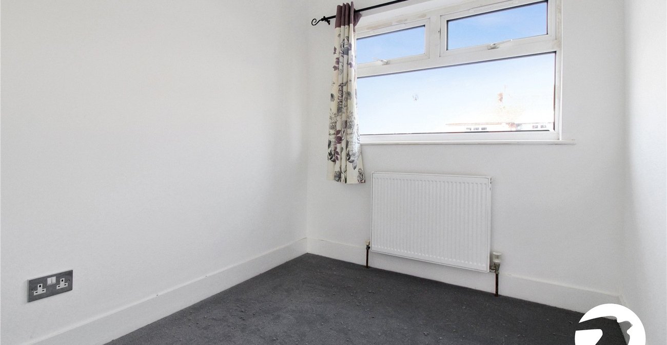 3 bedroom house to rent in Gravesend | Robinson Michael & Jackson