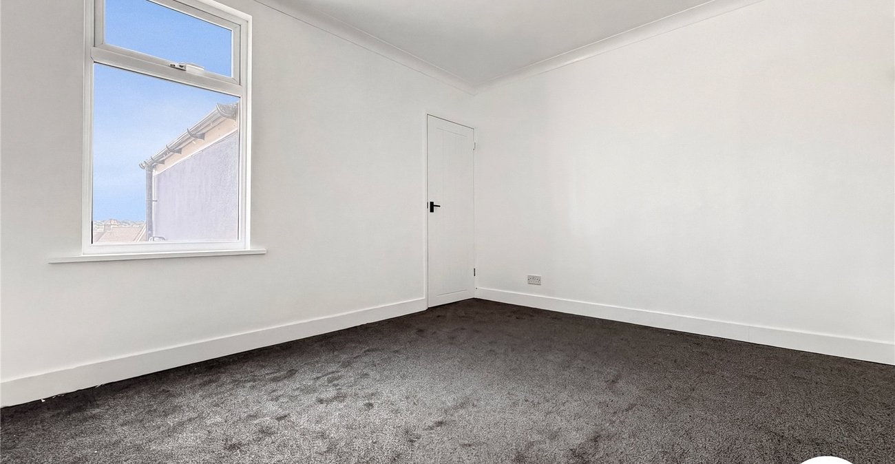 3 bedroom house to rent in Chatham | Robinson Michael & Jackson