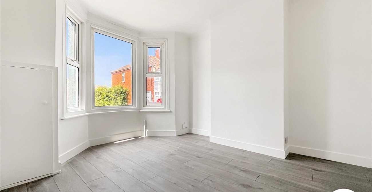 3 bedroom house to rent in Chatham | Robinson Michael & Jackson