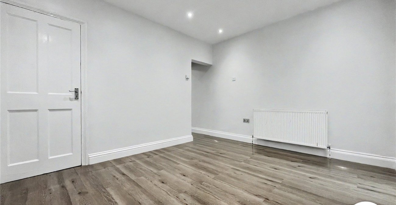 3 bedroom house to rent in Chatham | Robinson Michael & Jackson