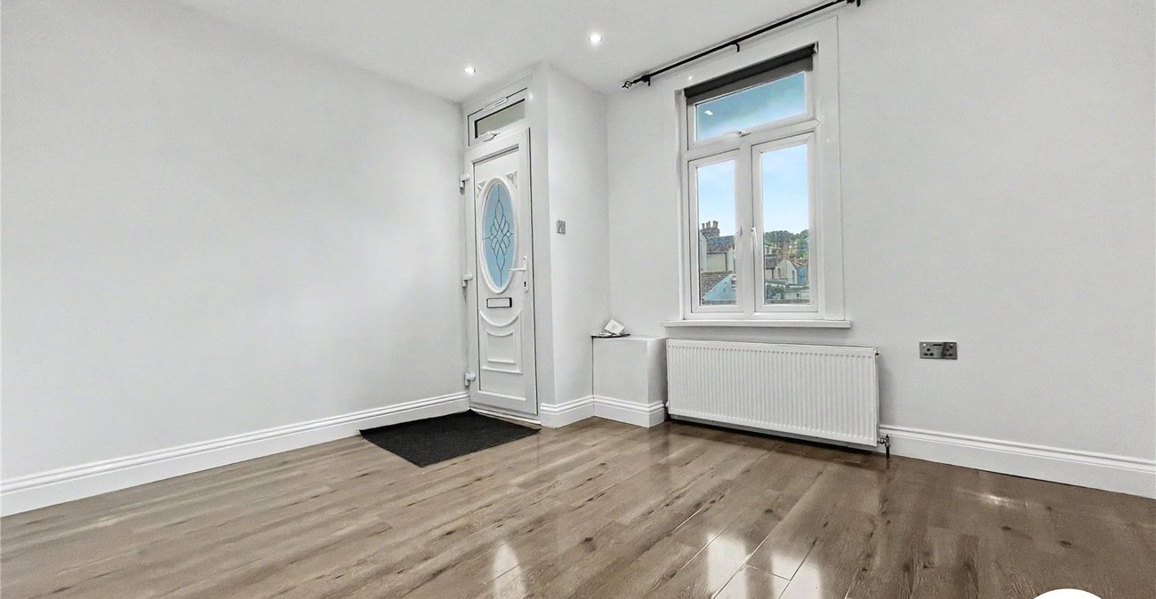 3 bedroom house to rent in Chatham | Robinson Michael & Jackson