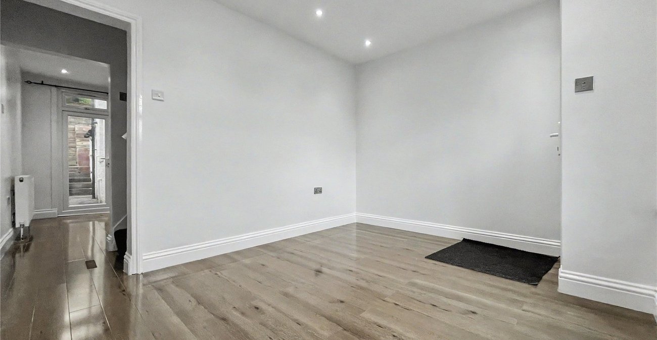 3 bedroom house to rent in Chatham | Robinson Michael & Jackson