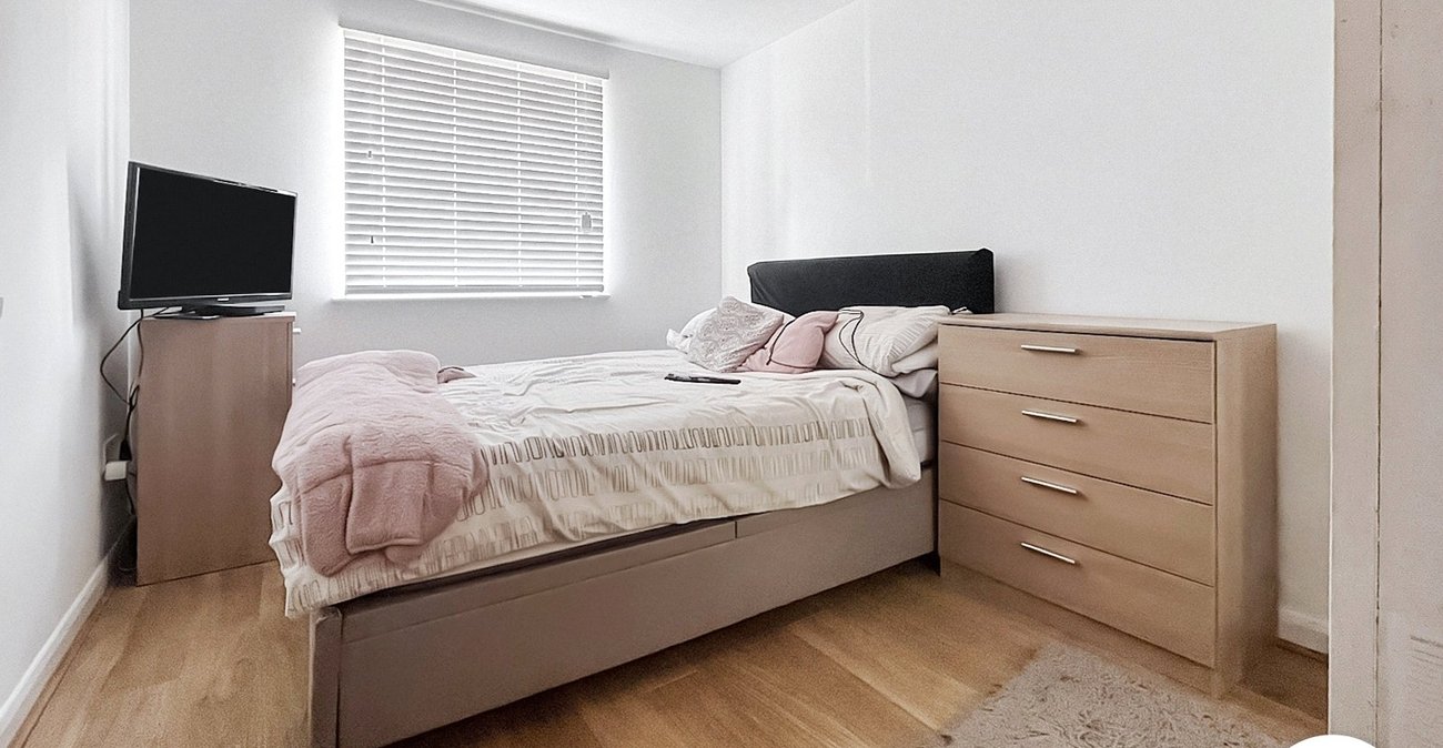 1 bedroom property to rent in Erith | Robinson Jackson