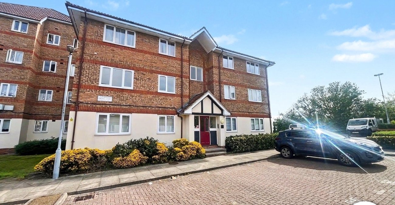 1 bedroom property to rent in Erith | Robinson Jackson