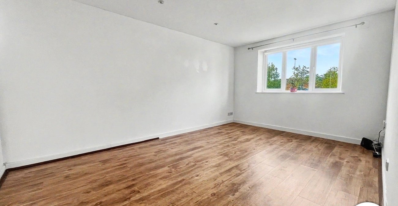 1 bedroom property to rent in Erith | Robinson Jackson