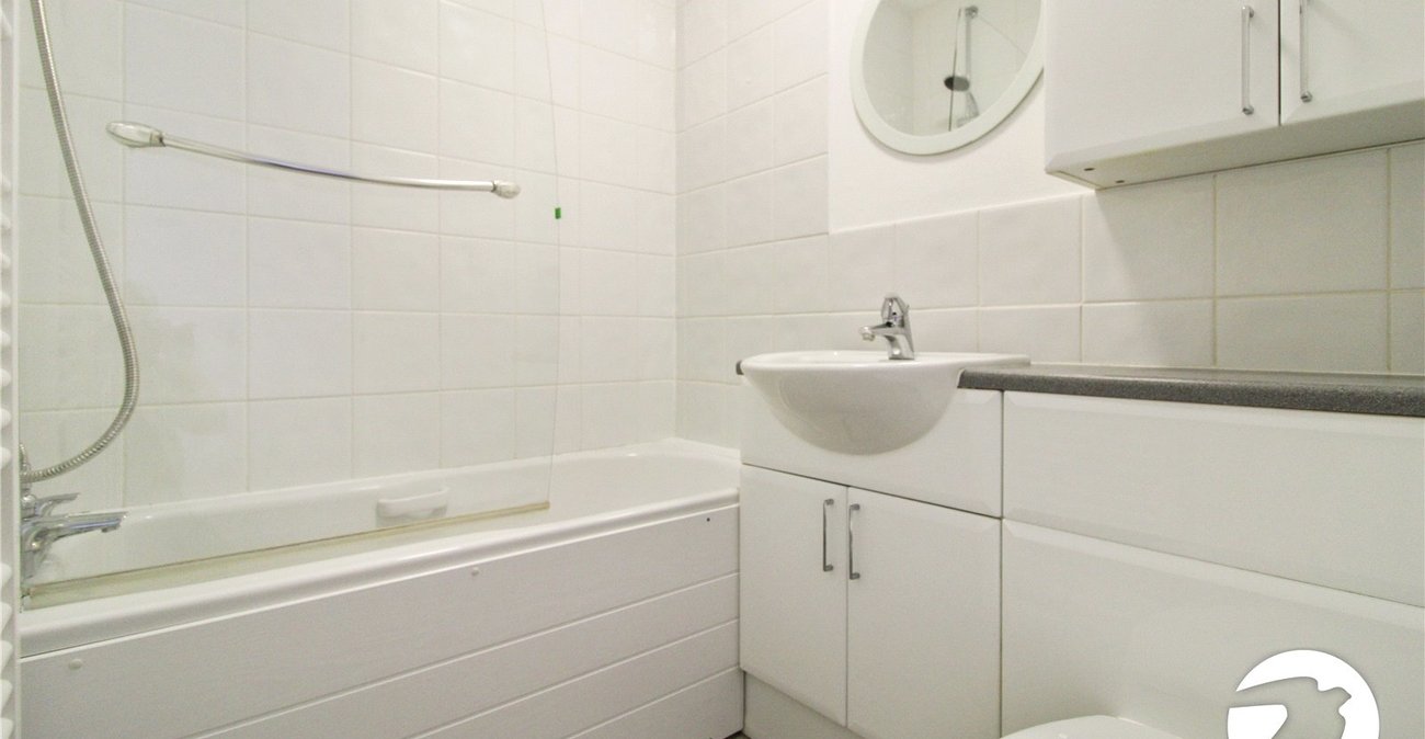 1 bedroom property to rent in Stevenage | Robinson Michael & Jackson