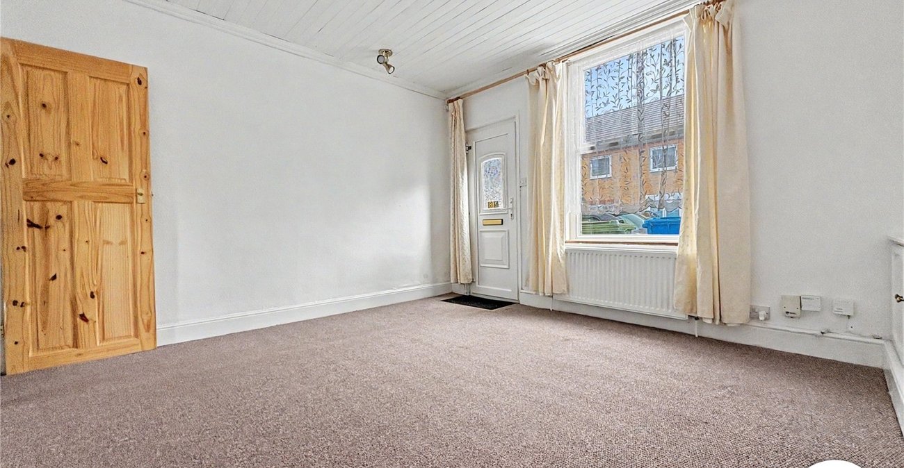 2 bedroom house to rent in Sittingbourne | Robinson Michael & Jackson