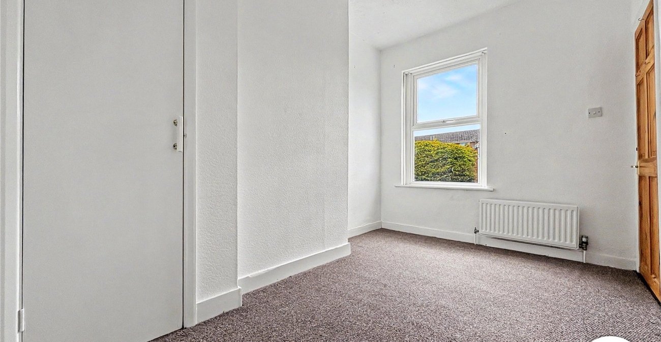 2 bedroom house to rent in Sittingbourne | Robinson Michael & Jackson