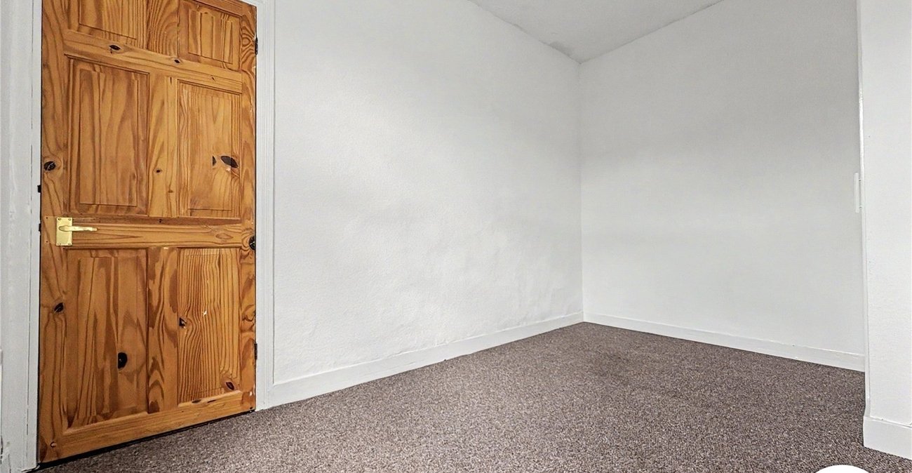 2 bedroom house to rent in Sittingbourne | Robinson Michael & Jackson