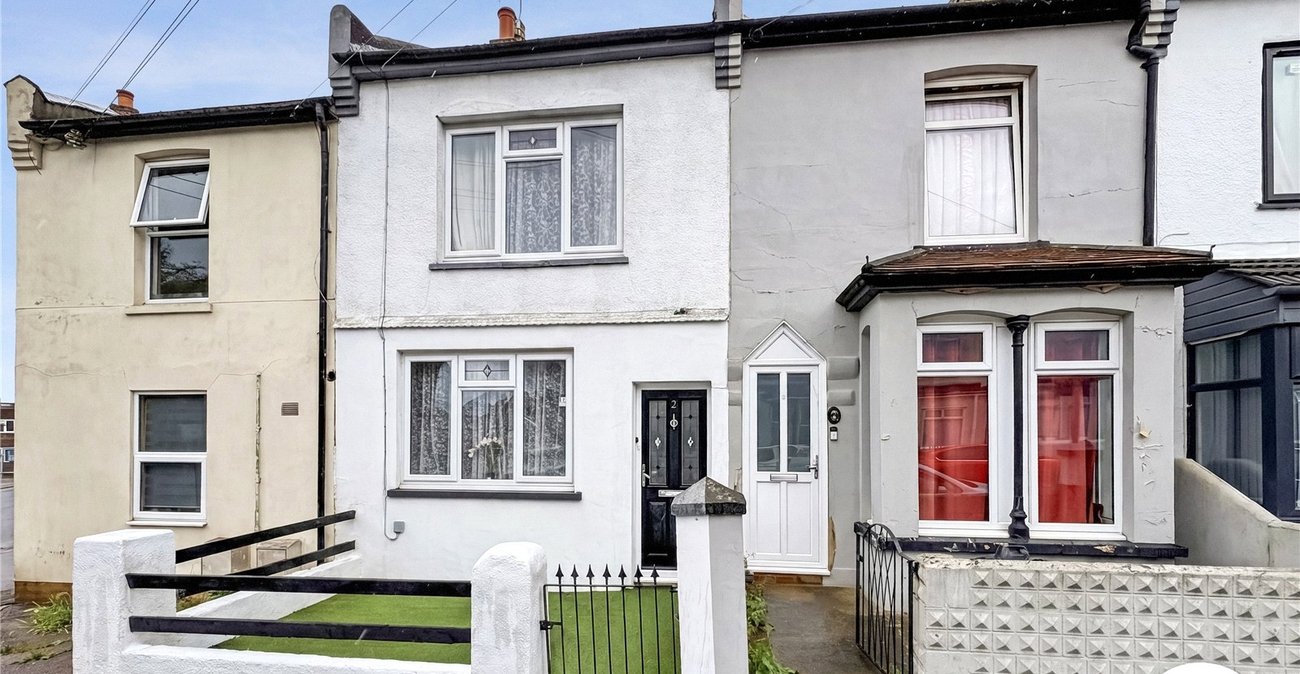 2 bedroom house to rent in Gillingham | Robinson Michael & Jackson