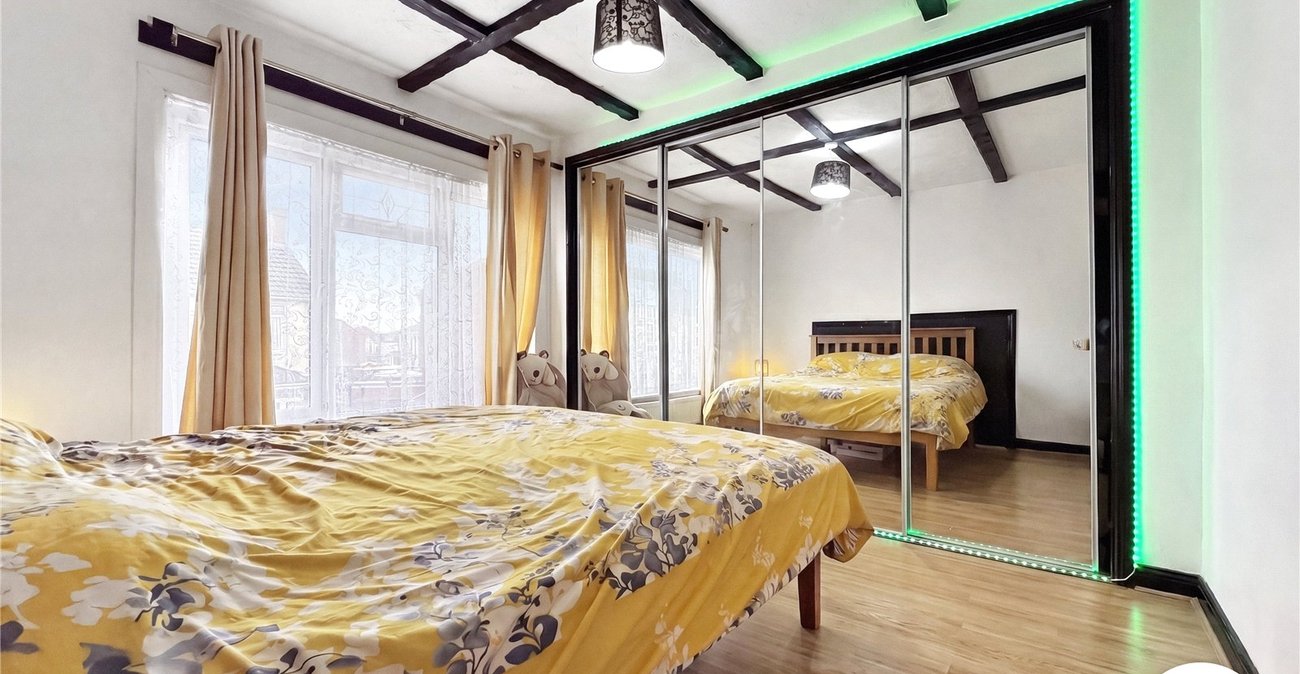 2 bedroom house to rent in Gillingham | Robinson Michael & Jackson