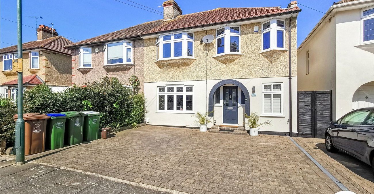 4 bedroom house to rent in Bexleyheath | Robinson Jackson