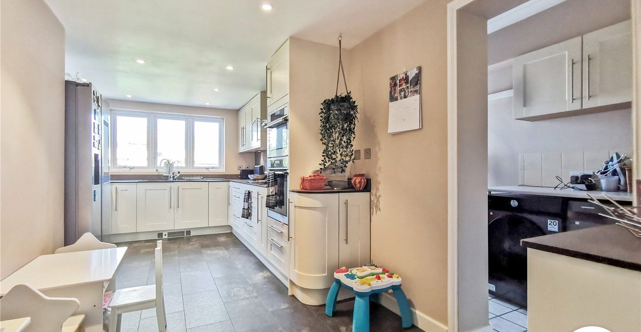 4 bedroom house to rent in Bexleyheath | Robinson Jackson