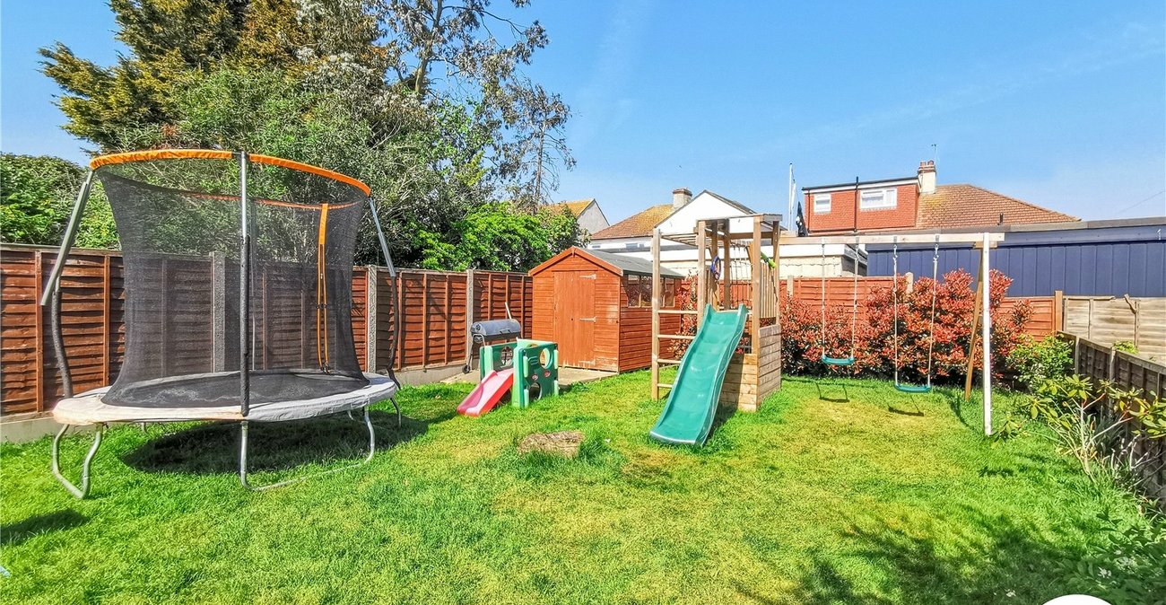 4 bedroom house to rent in Bexleyheath | Robinson Jackson