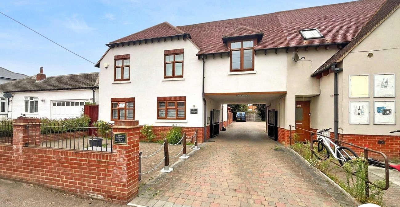 2 bedroom property to rent in High Halstow | Robinson Michael & Jackson