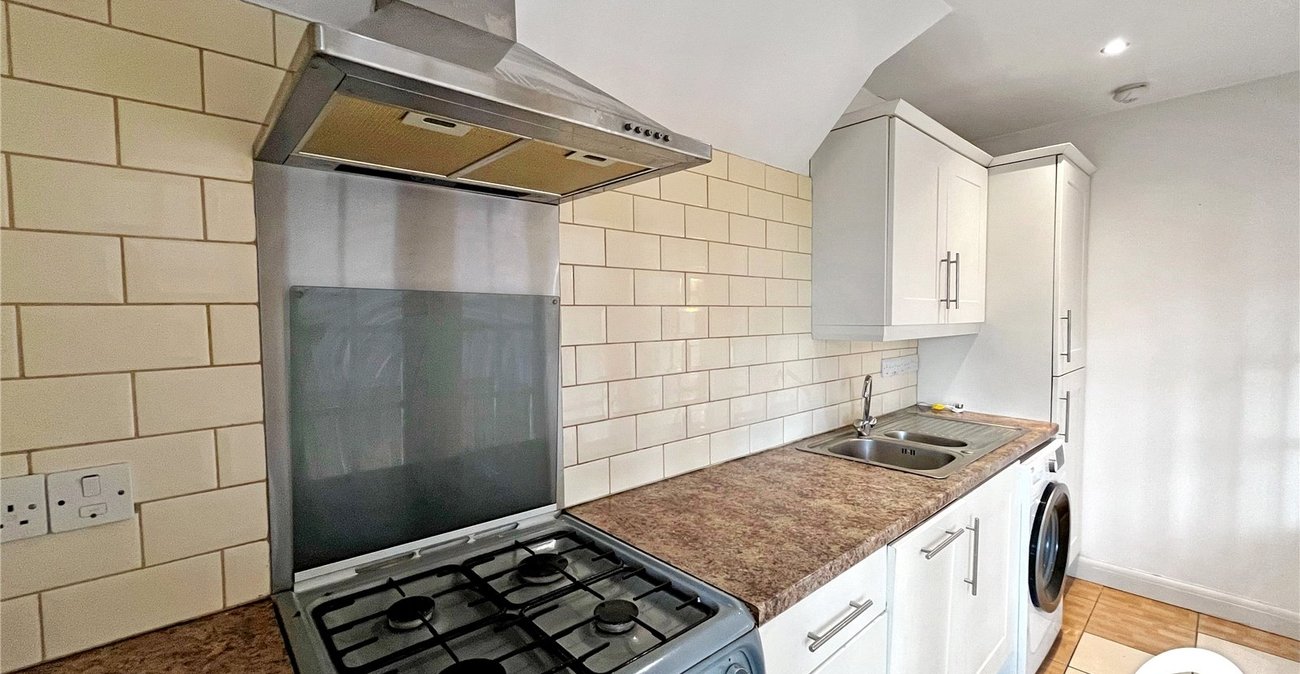 2 bedroom property to rent in High Halstow | Robinson Michael & Jackson