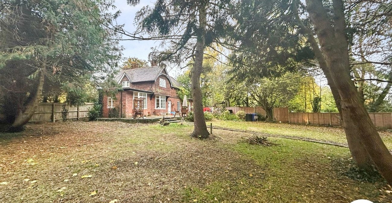 2 bedroom house to rent in Swanley | Robinson Jackson