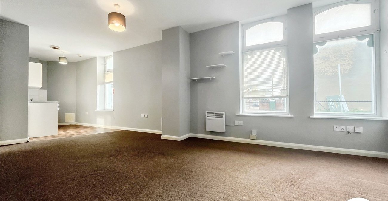 2 bedroom property to rent in Gillingham | Robinson Michael & Jackson