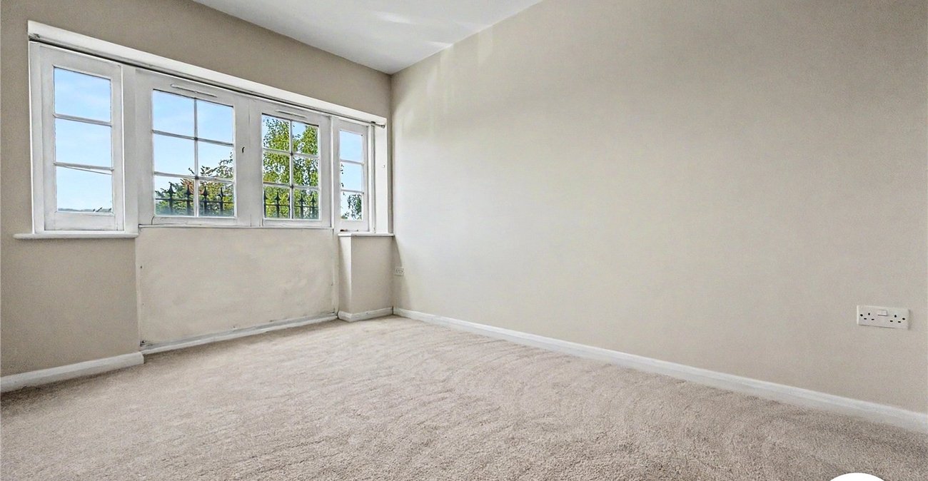 2 bedroom property to rent in Gillingham | Robinson Michael & Jackson