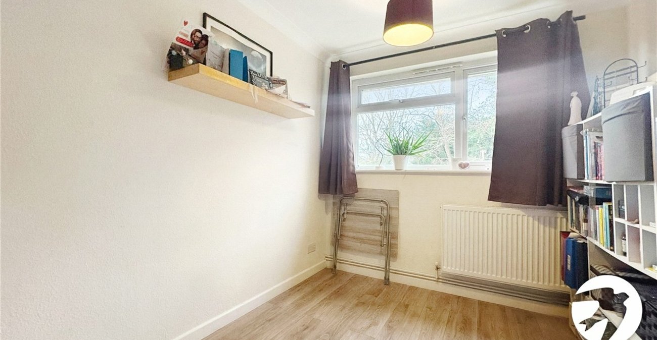 2 bedroom property to rent in Orpington | Robinson Jackson