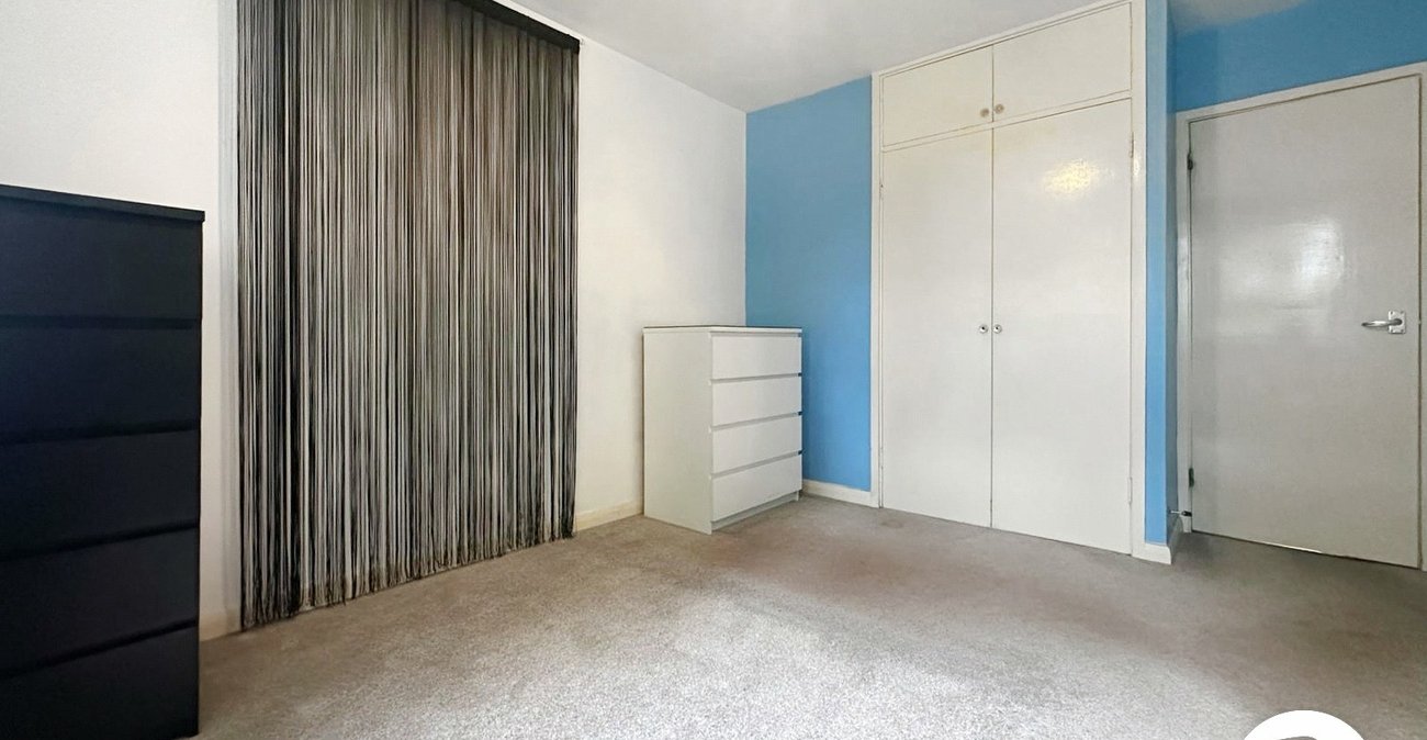 2 bedroom property to rent in London | 