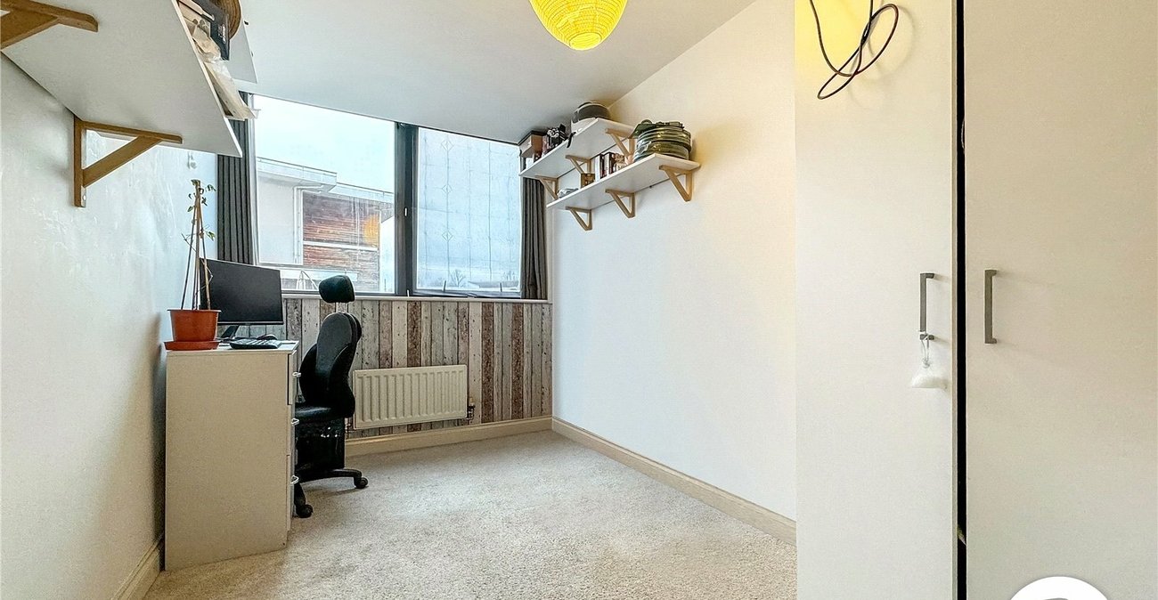 2 bedroom property to rent in Maidstone | Robinson Michael & Jackson