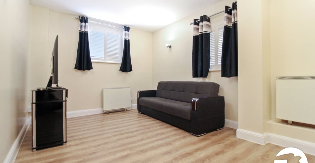 1 bedroom property to rent in Gravesend | Robinson Michael & Jackson